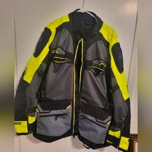 Motorcycle Jacket Tourmaster  Horizan Ridgecresr, In Black Grey and Yellow.